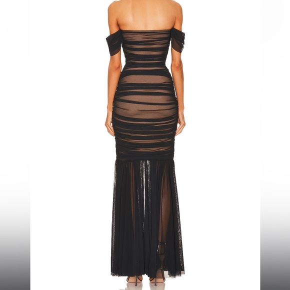 Norma Kamali Walter Fishtail Gown - Picture 2 of 3